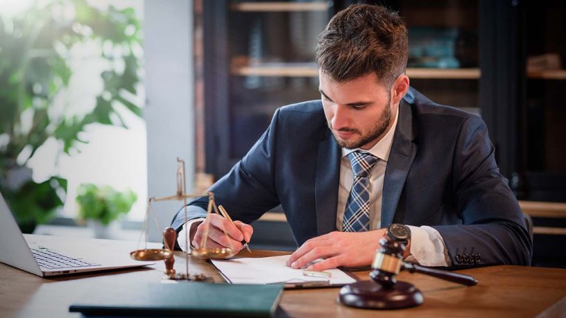 Alexandre Victor De Carvalho