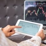 Rodrigo Balassiano aponta lições que os fundos de recebíveis podem extrair das práticas consolidadas do setor bancário.