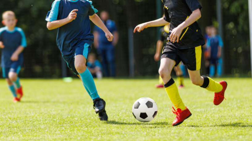 Com 3×3 e 4×4, Gustavo Luíz Guilherme Pinto mostra como treinar leitura tática em curto espaço desenvolve rapidez mental e vantagem competitiva em quadra.